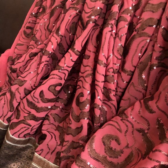 SALE!Designer chiffon saree - Picture 2 of 7